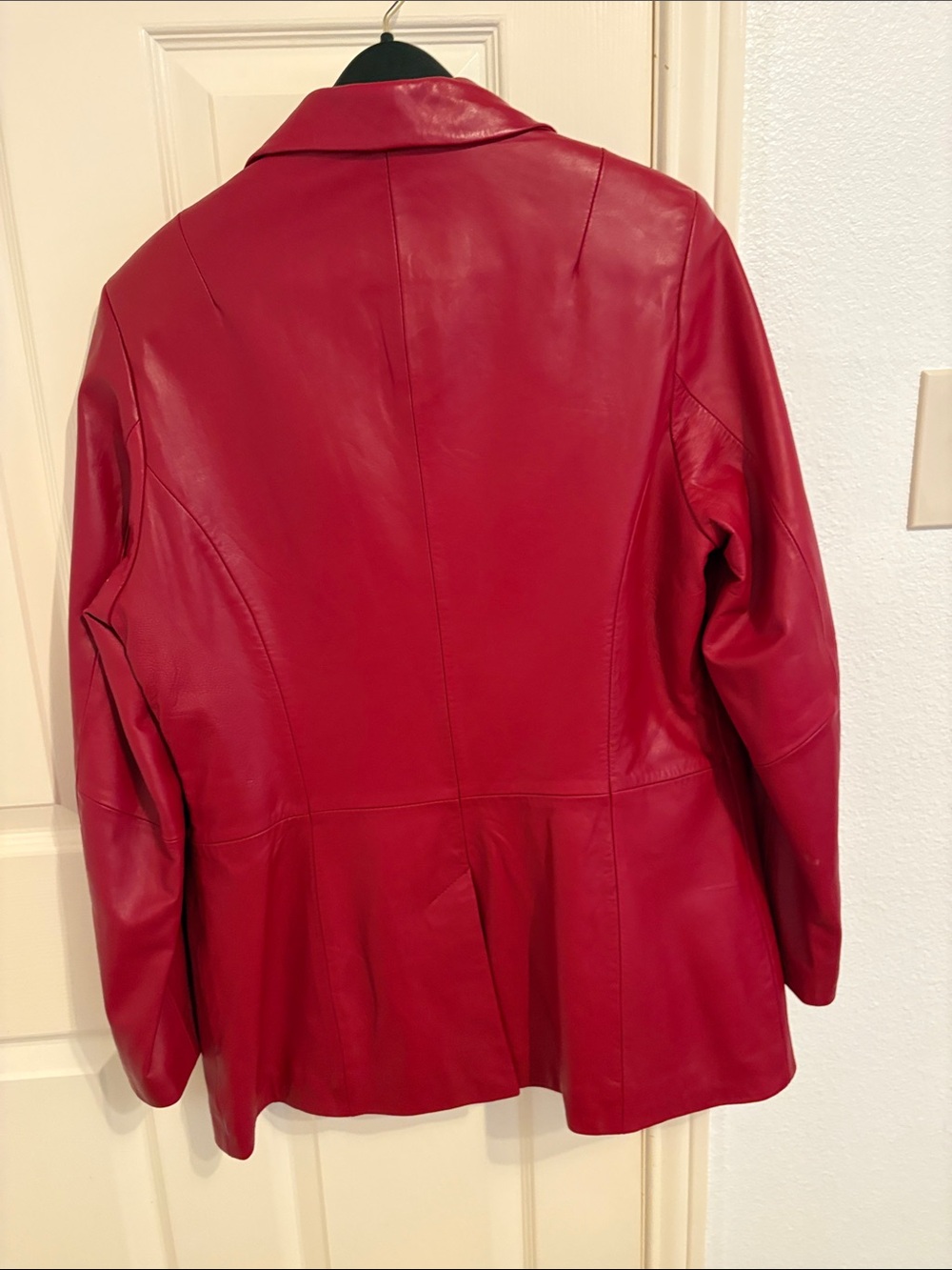 Leather jacket - Picture 5 of 5